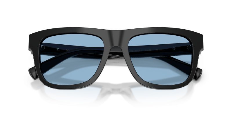 แว่นกันแดด Dolce & Gabbana DG4545-501/80 close-up ด้านหน้า