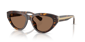 แว่นกันแดด Dolce & Gabbana DG4558-502/73 มุมเฉียง สีฮาวานา สำหรับผู้หญิง