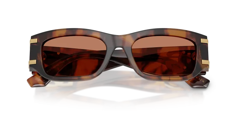 แว่นกันแดด Dolce & Gabbana DG4564-3497/3 close-up ด้านหน้า