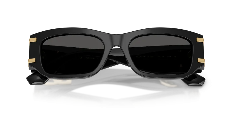 แว่นกันแดด Dolce & Gabbana DG4564-501/87 close-up ด้านหน้า