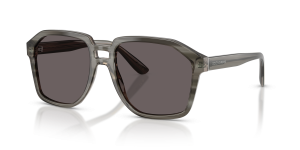 แว่นกันแดด Dolce & Gabbana DG4568-347987 มุมเฉียง เทาโปร่งใสบนลายทางสีเทา สำหรับผู้ชาย