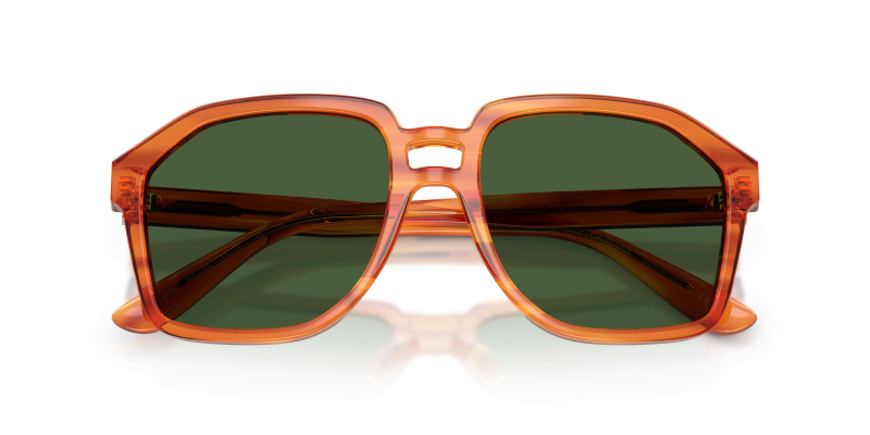 แว่นกันแดด Dolce & Gabbana DG4568-34839A close-up ด้านหน้า