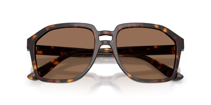 แว่นกันแดด Dolce & Gabbana DG4568-502/73 close-up ด้านหน้า