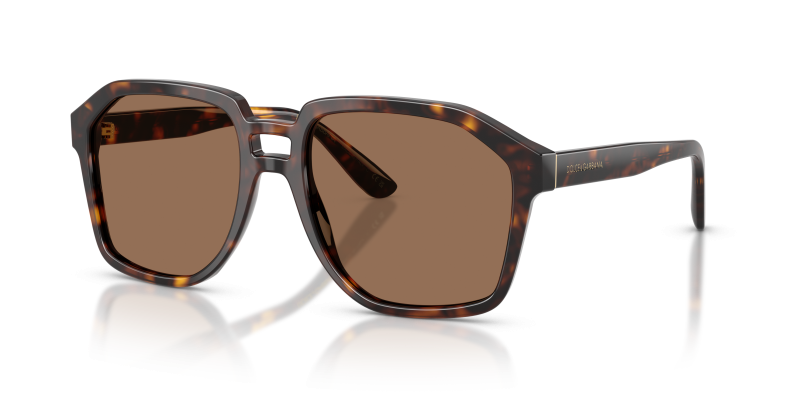 แว่นกันแดด Dolce & Gabbana DG4568-502/73 มุมเฉียง สีฮาวานา สำหรับผู้ชาย
