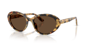 แว่นกันแดด Dolce & Gabbana DG4570-512/73 มุมเฉียง สีฮาวานาเหลือง สำหรับผู้หญิง