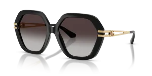 แว่นกันแดด Dolce & Gabbana DG6210-501/8G มุมเฉียง สีดำ สำหรับผู้หญิง