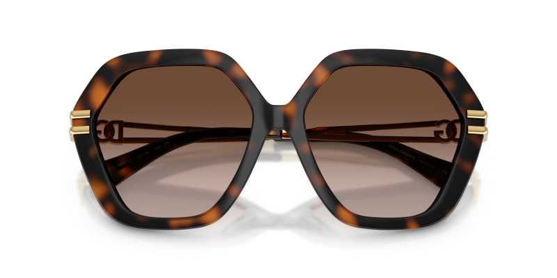 แว่นกันแดด Dolce & Gabbana DG6210-502/13 close-up ด้านหน้า