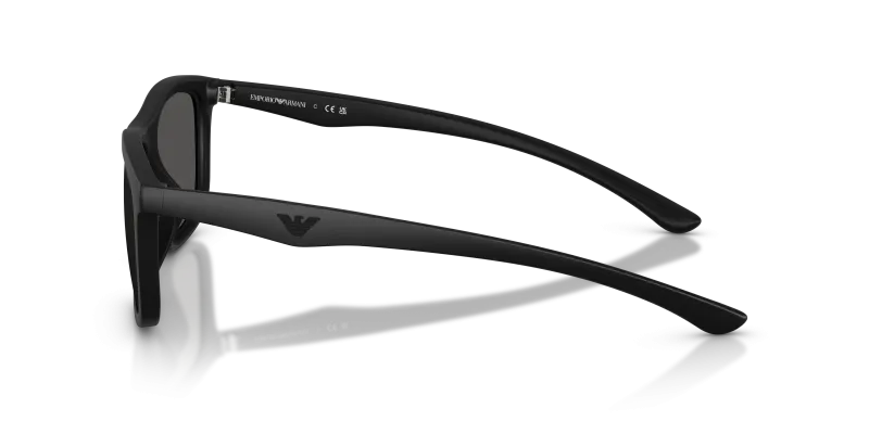 แว่นกันแดด Emporio Armani EA4277U-500187 มุมข้าง ขาแว่นสีดำด้าน