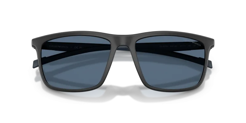 แว่นกันแดด Emporio Armani EA4278U-500180 close-up ด้านหน้า