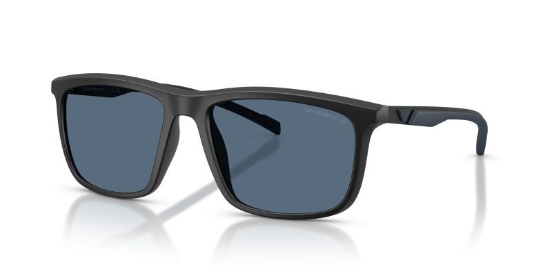 แว่นกันแดด Emporio Armani EA4278U-500180 มุมเฉียง สีดำด้าน สำหรับผู้ชาย