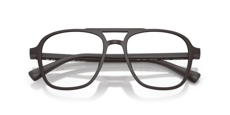 แว่นกันแดด Emporio Armani EA4279U-58581W ระยะใกล้ด้านหน้า