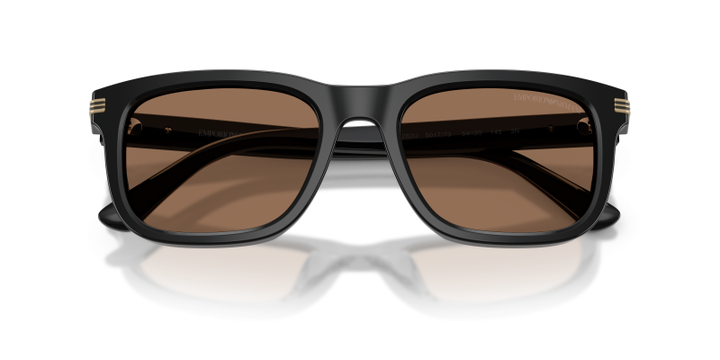 แว่นกันแดด Emporio Armani EA4282U-501773 close-up ด้านหน้า