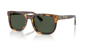 แว่นกันแดด Emporio Armani EA4282U-59939A เลนส์โพลาไรซ์เขียวเข้ม ฮาวาน่าน้ำตาลแวววาว
