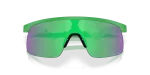 แว่นกันแดด Oakley OJ9010-45 close-up ด้านหน้า