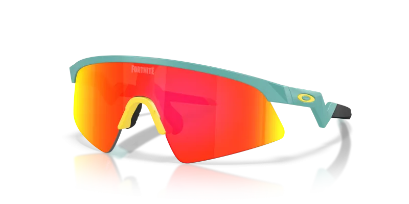 แว่นกันแดด Oakley OJ9015-15 มุมเฉียง สีแปซิฟิกด้าน สำหรับเด็กทุกเพศ
