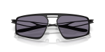 แว่นกันแดด Oakley Bushwick OO6031-01 Satin Black Prizm Grey Oakley OO6031-01 603101 close-up ด้านหน้า