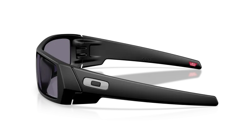 แว่นกันแดด Oakley OO9014-E6 มุมข้าง ขาแว่นสีดำด้าน