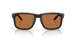 แว่นกันแดด Oakley Holbrook OO9102-AM Matte Black Prizm Bronze Polarized แว่นกันแดด Oakley OO9102-AM ด้านหน้า