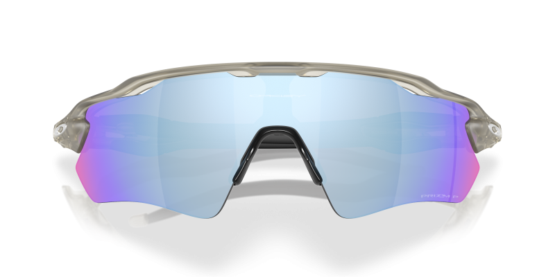 Oakley OO9208-F6 9208F6 close-up ด้านหน้า