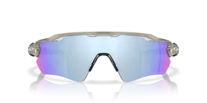 Oakley OO9208-F6 9208F6 ด้านหน้า