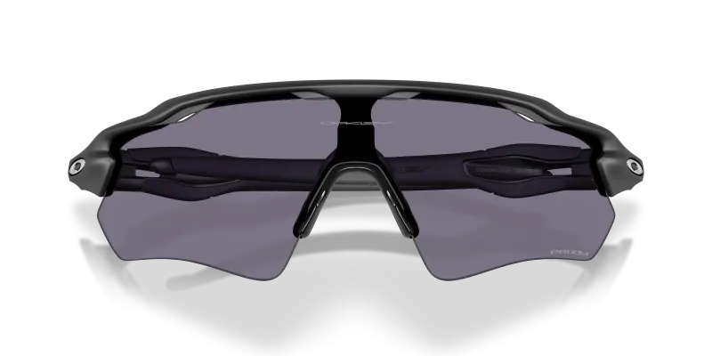 แว่นกันแดด Oakley OO9208-G6 close-up ด้านหน้า