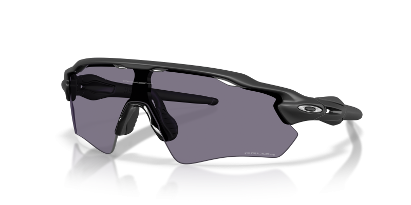 แว่นกันแดด Oakley Radar EV Path OO9208-G6 Matte Black Prizm Grey แว่นกันแดด Oakley OO9208-G6 มุมเฉียง สีดำด้าน สำหรับผู้ชาย