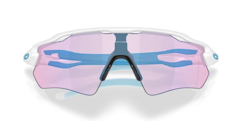 แว่นกันแดด Oakley OO9208-G8 close-up ด้านหน้า