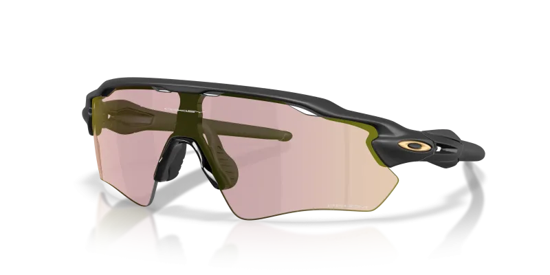 แว่นกันแดด Oakley Radar EV Path OO9208-H0 Matte Black Prizm Transitions Pyrite แว่นกันแดด Oakley OO9208-H0 มุมเฉียง สีดำด้าน สำหรับผู้ชาย
