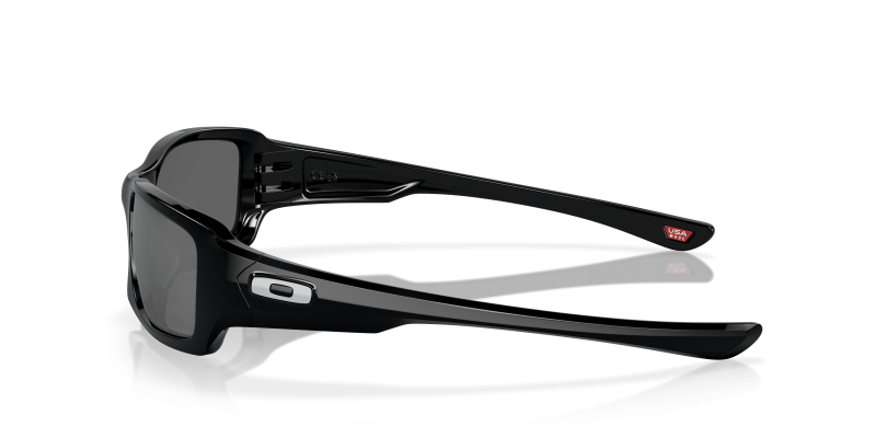 แว่นกันแดด Oakley OO9238-06 923806 มุมข้าง ทรงทรงสี่เหลี่ยม