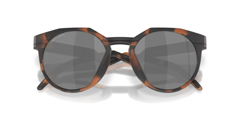 แว่นกันแดด Oakley OO9242A-18 close-up ด้านหน้า