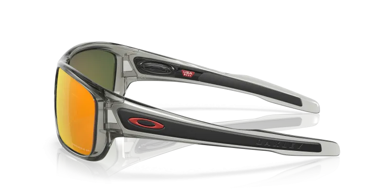 แว่นกันแดด Oakley OO9263-57 926357 มุมข้าง กรอบบานกว้างทรง XXL