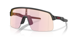 Oakley OO9463A-41 946341 แว่นกันแดดสีดำด้าน เลนส์ Prizm Transitions Ember ผู้ชาย