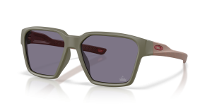 แว่นกันแดด Oakley OO9497-44 มุมเฉียง สีมอสด้าน สำหรับผู้ชาย