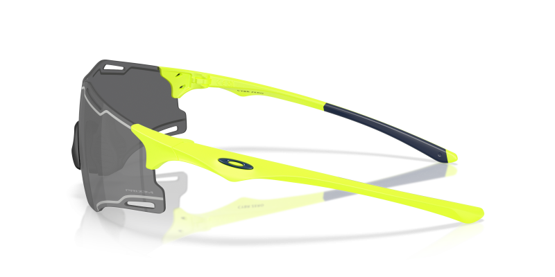 แว่นกันแดด Oakley OO9512D-10 951210 มุมข้าง ทรงกะบังไร้ขอบ Shield