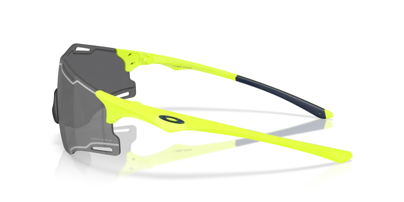 แว่นกันแดด Oakley OO9512D-10 951210 มุมข้าง ทรงกะบังไร้ขอบ Shield