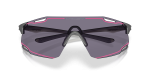 แว่นกันแดด Oakley Cybr Dyno OO9513D-10 Matte Grey Smoke Prizm Grey แว่นกันแดด Oakley OO9513D-10 close-up ด้านหน้า