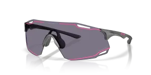 แว่นกันแดด Oakley OO9513D-10 มุมเฉียง สีเทาควันด้าน สำหรับทุกเพศ