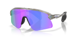 แว่นกันแดด Oakley OO9518-14 มุมเฉียง สีมูนดัสต์หมึกเทา สำหรับทุกเพศ