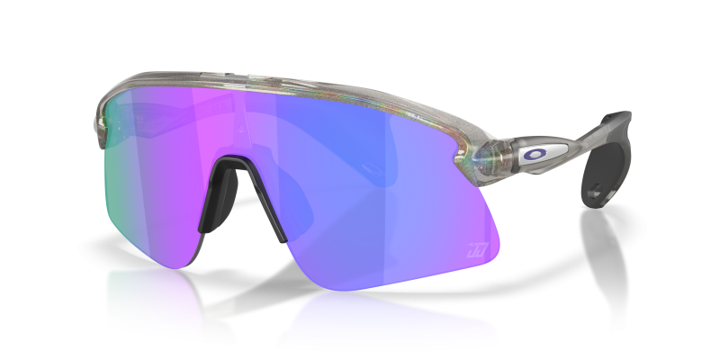 แว่นกันแดด Oakley OO9518-14 มุมเฉียง สีมูนดัสต์หมึกเทา สำหรับทุกเพศ