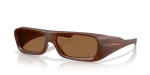 แว่นกันแดด Oakley Permian OO9520-10 Matte Translucent Mahogany Prizm Bronze Gradient แว่นกันแดด Oakley OO9520-10 มุมเฉียง สีมะฮอกกานีโปร่งใสเนื้อแมท สำหรับทุกเพศ