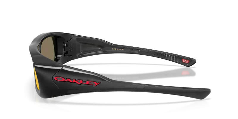 แว่นกันแดด Oakley OO9520-11 มุมข้าง ขาแว่นสีหมึกดำ Mahomes