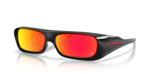 แว่นกันแดด Oakley OO9520-11 มุมเฉียง สี Black Ink สำหรับทุกเพศ