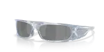 แว่นกันแดด Oakley OO9522-08 มุมเฉียง สีเอฟเฟกต์กระจกเงิน สำหรับทุกเพศ