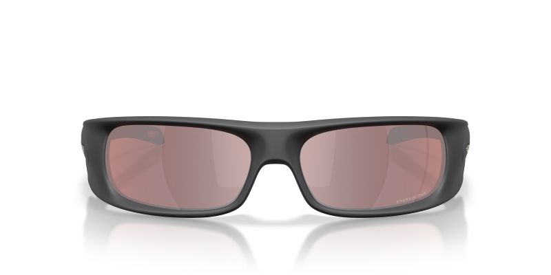 แว่นกันแดด Oakley OO9522-09 ด้านหน้า