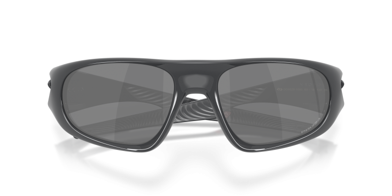 แว่นกันแดด Oakley OO9528-10 close-up ด้านหน้า