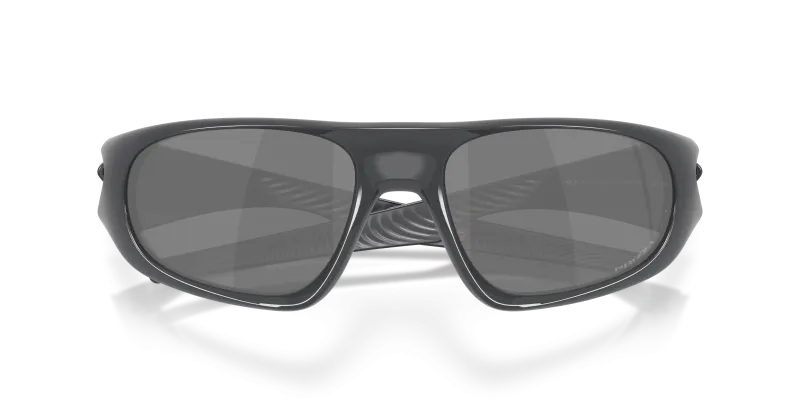 แว่นกันแดด Oakley OO9528-10 close-up ด้านหน้า