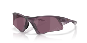 แว่นกันแดด Oakley OO9532-11 มุมเฉียง สีม่วงมะเขือโปร่งใส สำหรับทุกเพศ