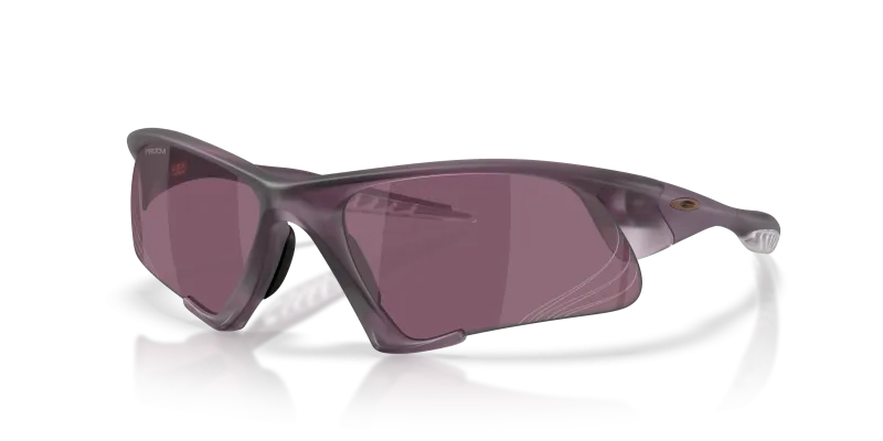 แว่นกันแดด Oakley OO9532-11 มุมเฉียง สีม่วงมะเขือโปร่งใส สำหรับทุกเพศ
