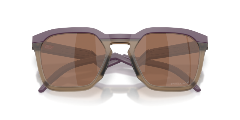 แว่นกันแดด Oakley OO9533-11 close-up ด้านหน้า
