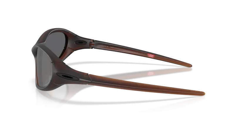 แว่นกันแดด Oakley OO9536-02 มุมข้าง ขาแว่นสี Matte Rootbeer